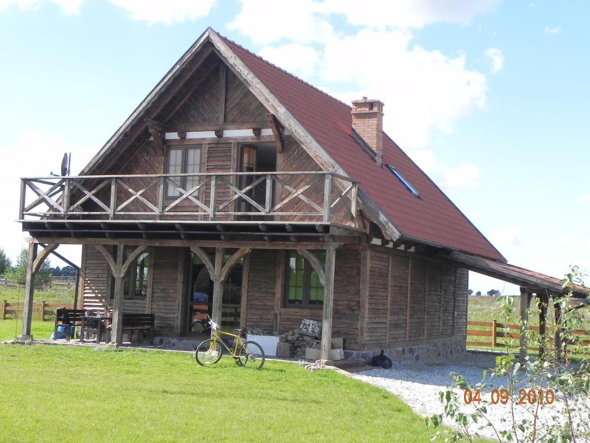 Dom Nad Jeziorem Lakorz Bagian luar foto
